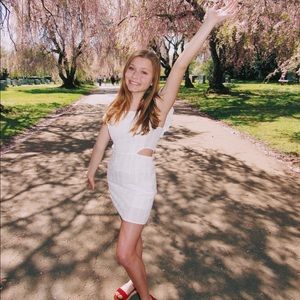 Meet your Posher, Monroe